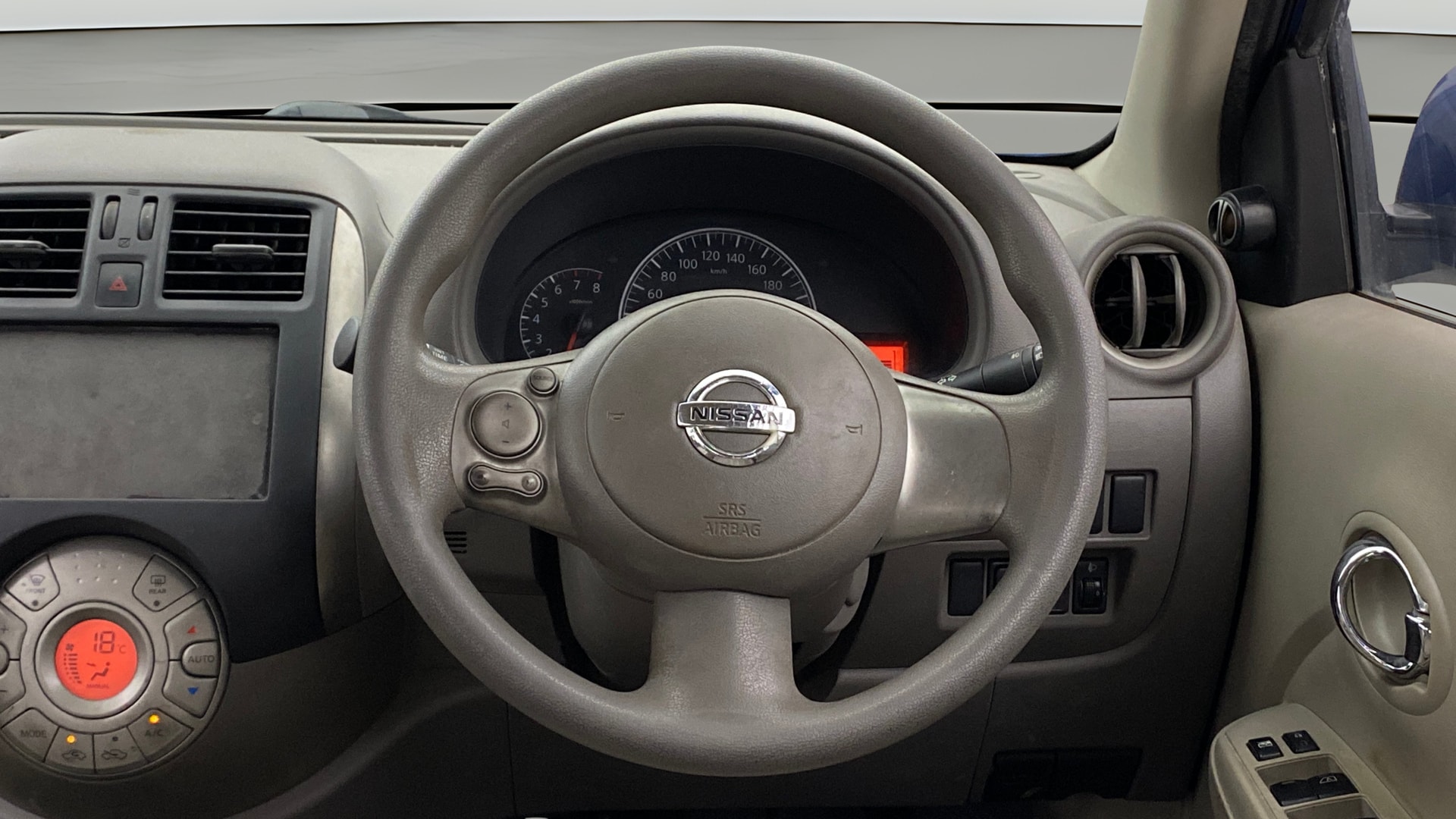 View 2013 Nissan Sunny XL Petrol CVT Image 20 Used 2013 Nissan Sunny XL Petrol CVT Image 20
