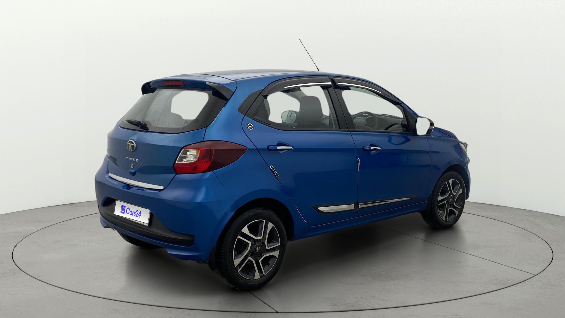 View 2024 Tata Tiago Revotorq XB Image 43 Used 2024 Tata Tiago Revotorq XB Image 43