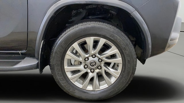 View Toyota Fortuner Image 45 Used Toyota Fortuner Image 45