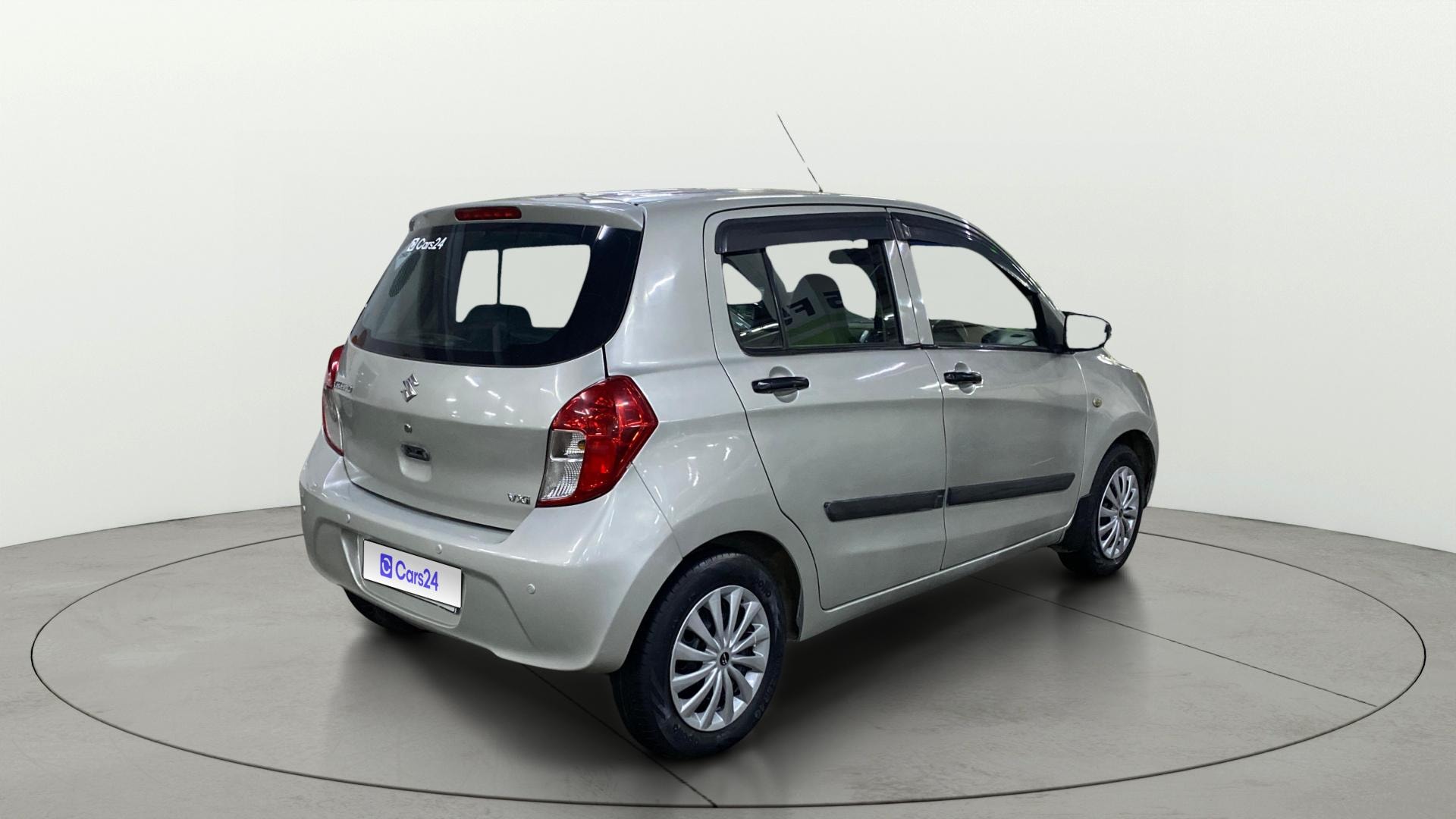 View 2016 Maruti Suzuki 1000 Base Variant Image 42 Used 2016 Maruti Suzuki 1000 Base Variant Image 42