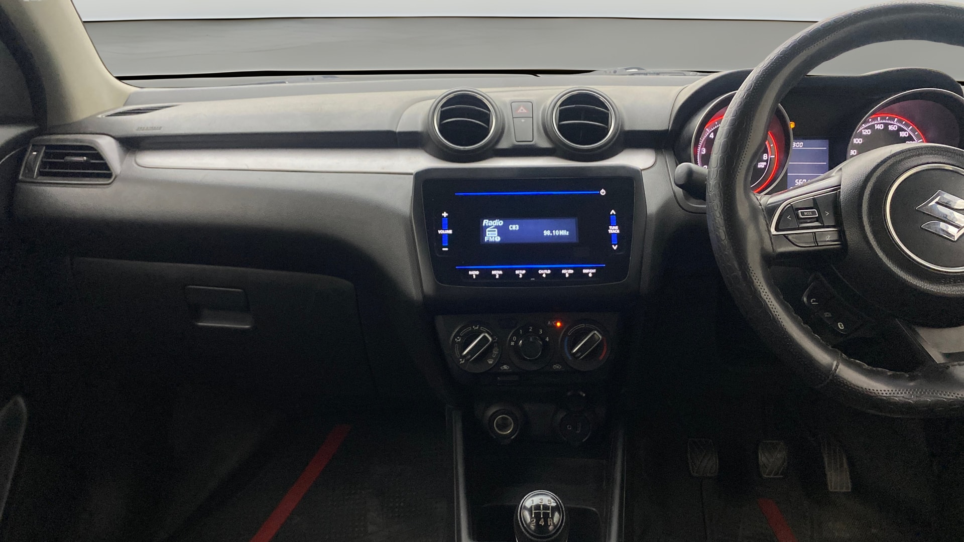 View 2021 Maruti Suzuki 1000 Base Variant Image 17 Used 2021 Maruti Suzuki 1000 Base Variant Image 17