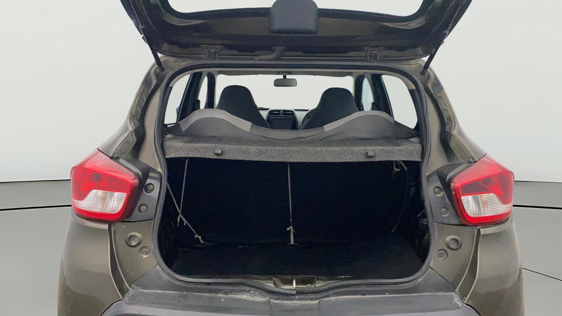 View 2019 Renault Kwid RXL 1.0 BS IV Image 43 Used 2019 Renault Kwid RXL 1.0 BS IV Image 43