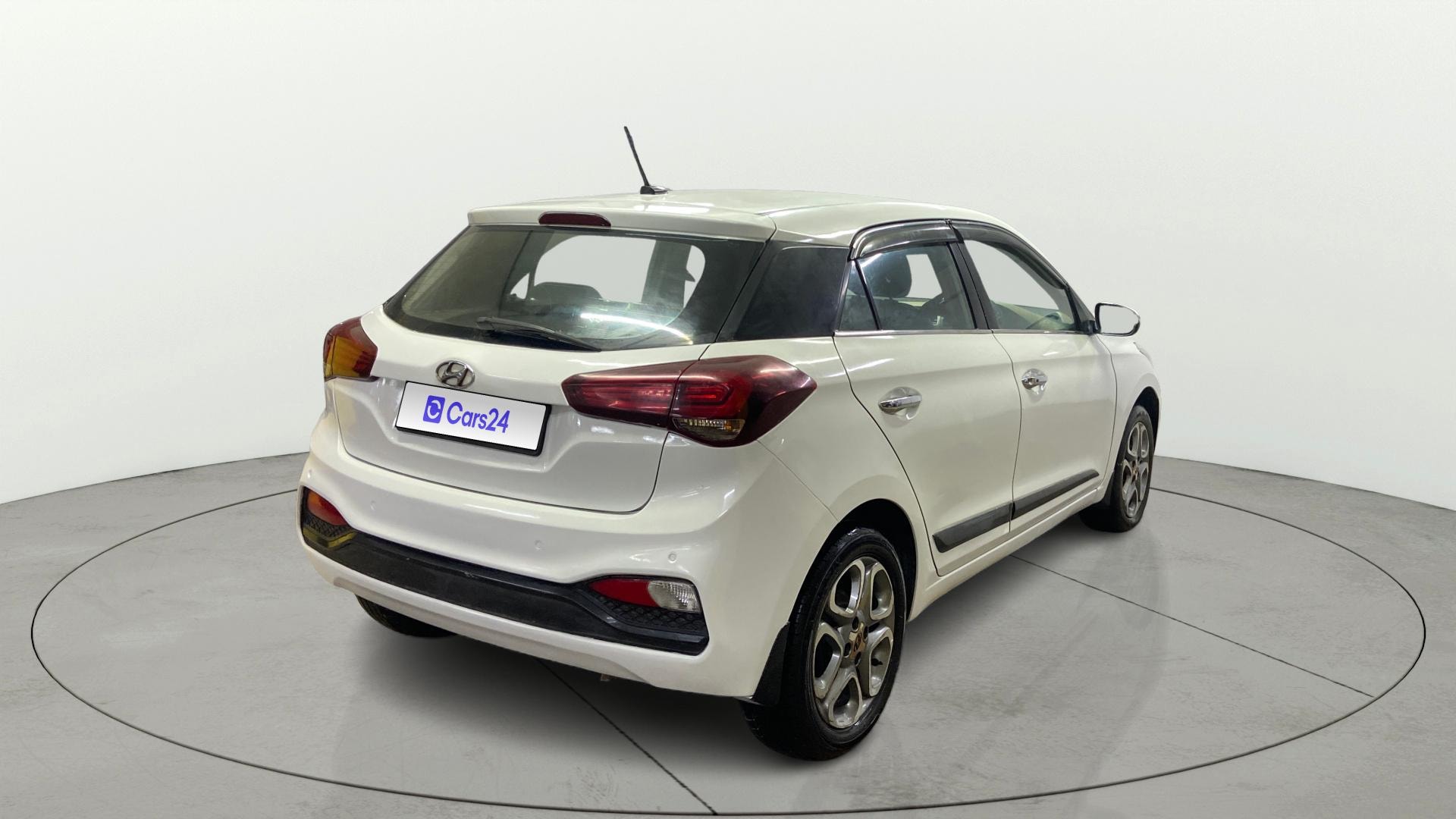 View 2018 Hyundai Elite i20 1.4 Asta Option Diesel BS IV Image 45 Used 2018 Hyundai Elite i20 1.4 Asta Option Diesel BS IV Image 45