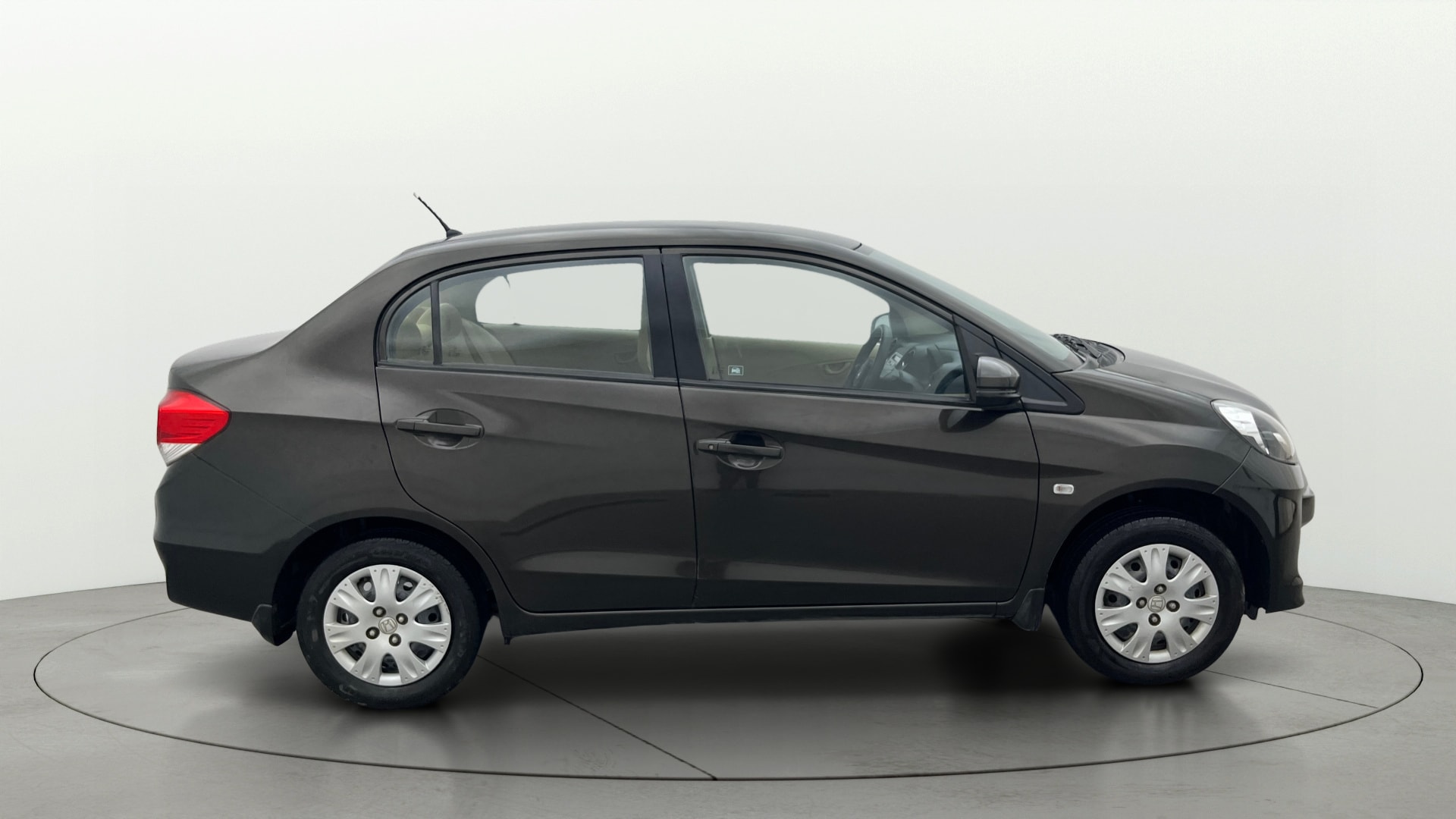 View 2015 Honda Amaze E MT Petrol BS IV Image 8 Used 2015 Honda Amaze E MT Petrol BS IV Image 8