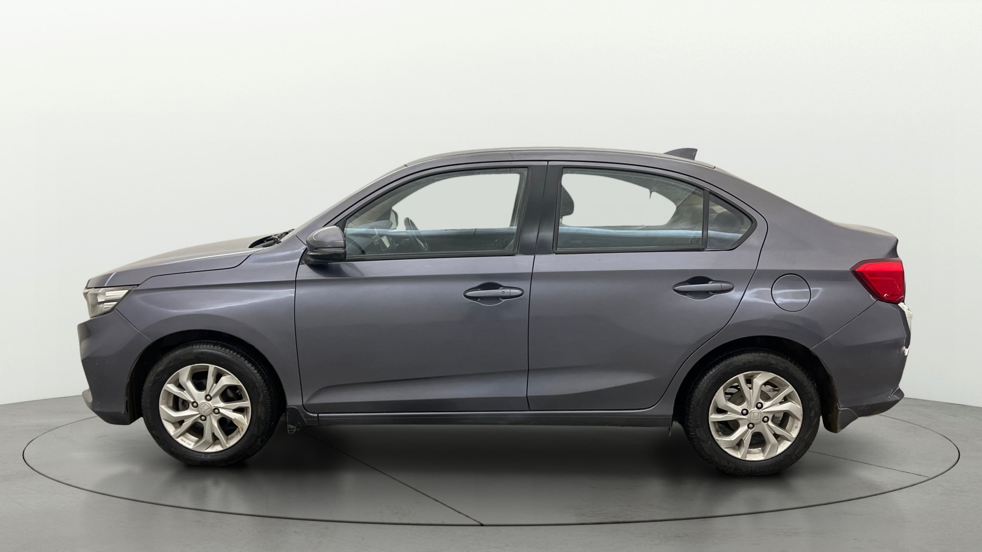 View 2019 Honda Amaze E MT Petrol BS IV Image 5 Used 2019 Honda Amaze E MT Petrol BS IV Image 5
