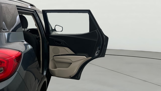 View Mahindra XUV300 Image 7 Used Mahindra XUV300 Image 7