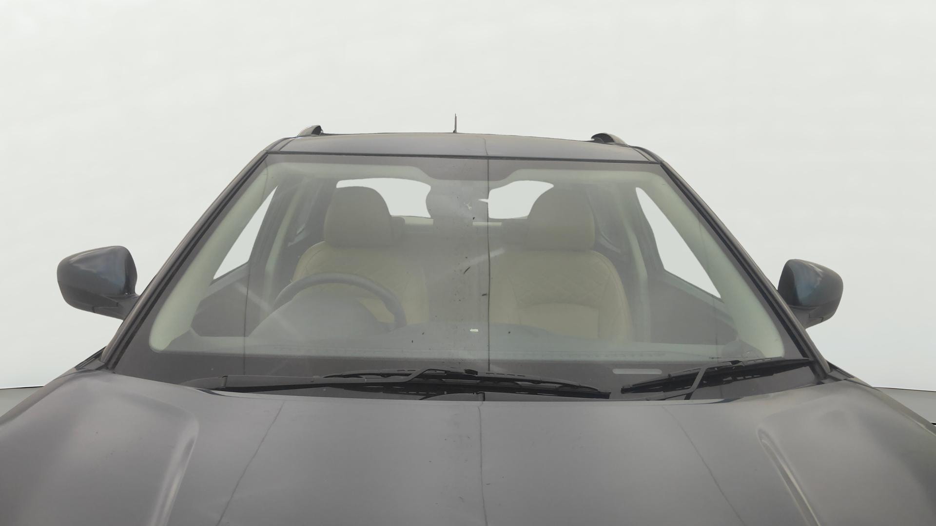 View 2019 Mahindra XUV300 W4 Petrol BS IV Image 34 Used 2019 Mahindra XUV300 W4 Petrol BS IV Image 34