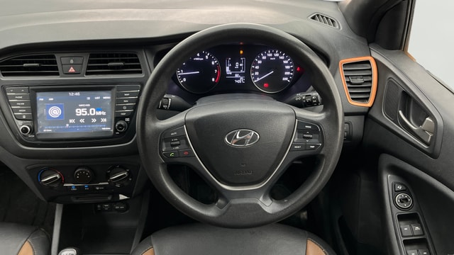 View Hyundai i20 Active Image 20 Used Hyundai i20 Active Image 20