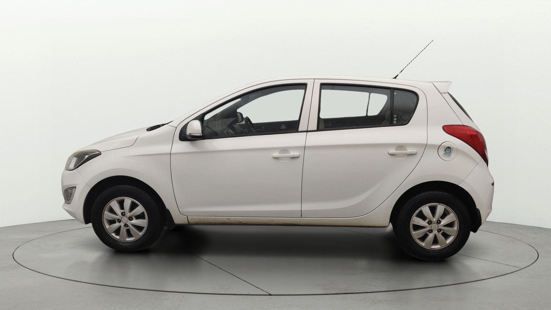 View 2014 Hyundai Elite i20 1.4 Era Diesel BS IV Image 5 Used 2014 Hyundai Elite i20 1.4 Era Diesel BS IV Image 5