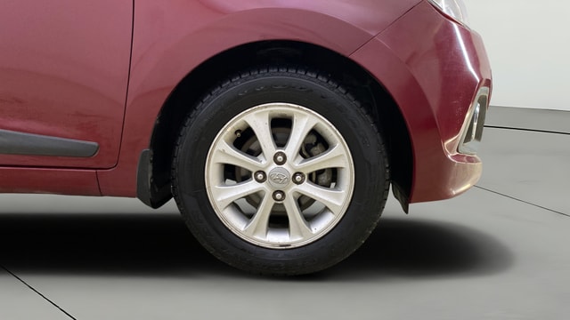 View Hyundai Grand i10 Image 40 Used Hyundai Grand i10 Image 40