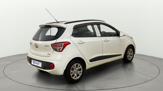 View Hyundai Grand i10 Image 42 Used Hyundai Grand i10 Image 42