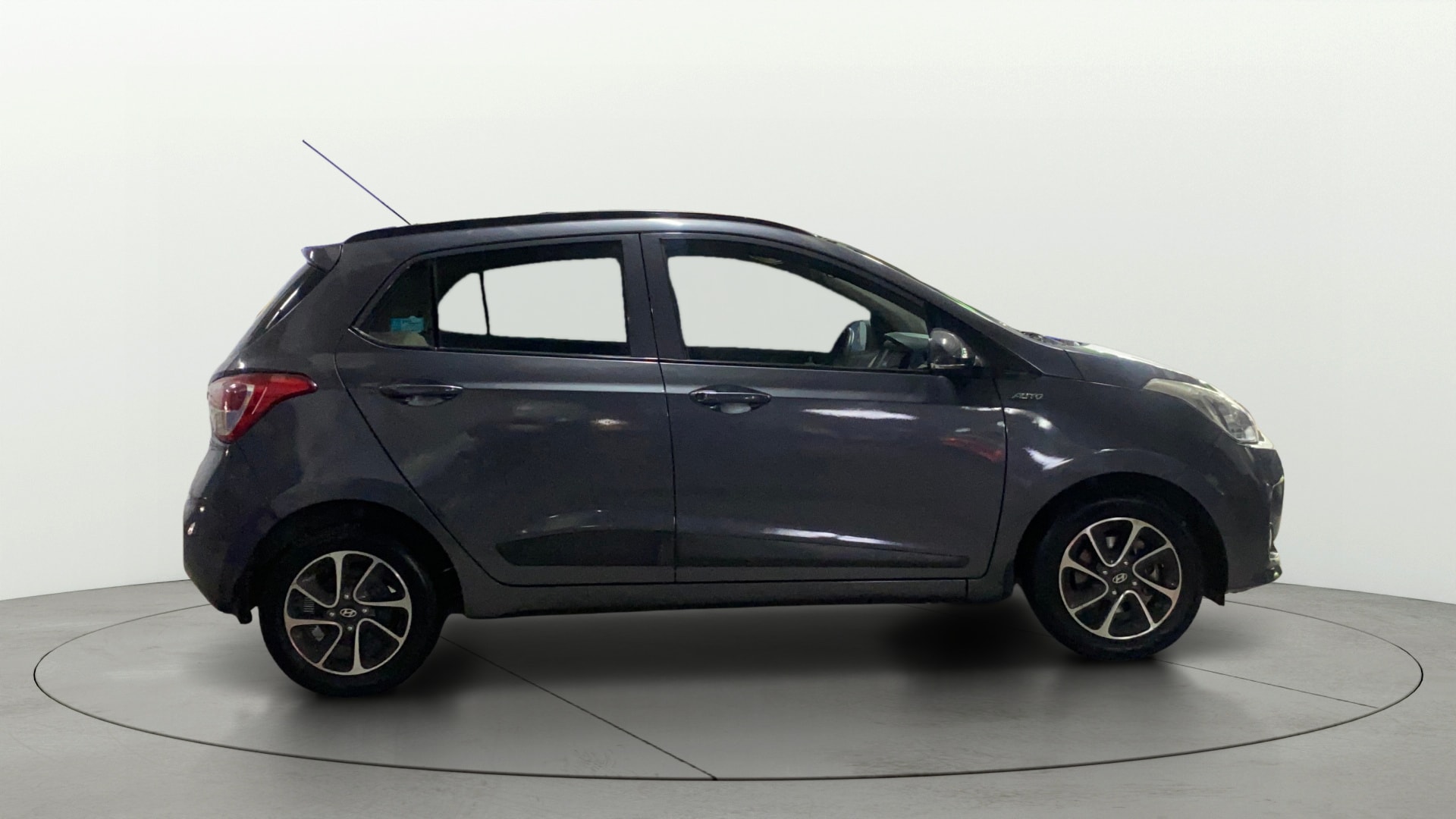 Used 2018 Hyundai Grand i10 Used 2018 Hyundai Grand i10