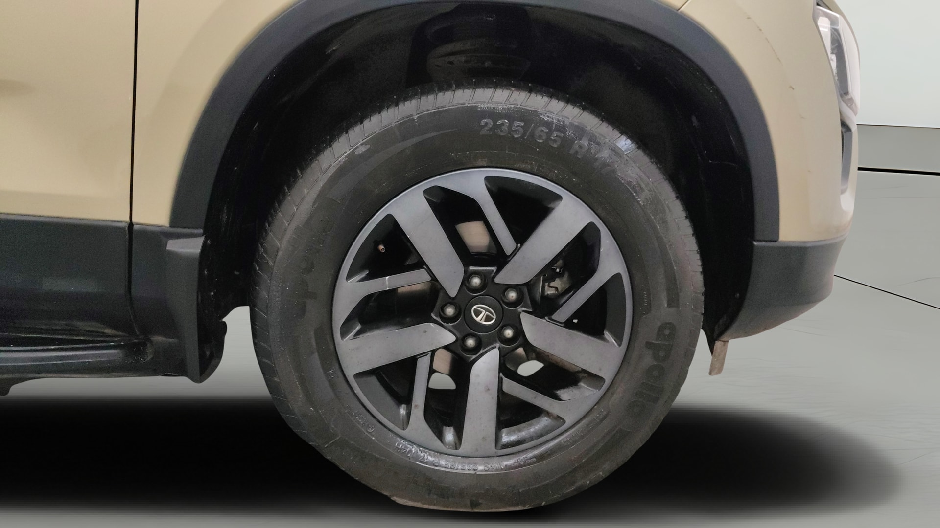 View 2022 Tata Harrier XE Image 43 Used 2022 Tata Harrier XE Image 43
