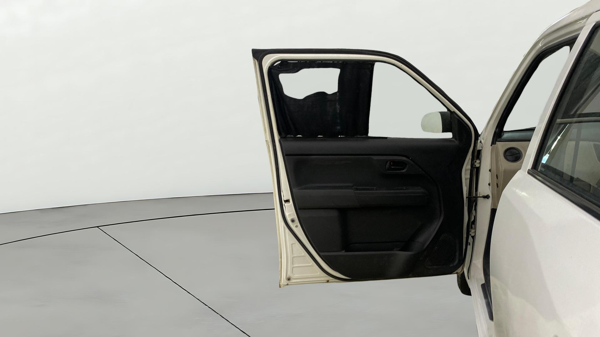 View 2020 Maruti Suzuki 1000 Base Variant Image 30 Used 2020 Maruti Suzuki 1000 Base Variant Image 30