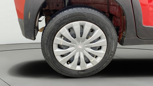 View Mahindra KUV100 Image 24 Used Mahindra KUV100 Image 24