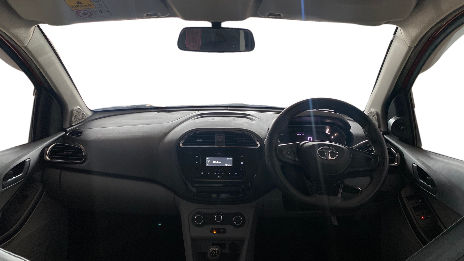 View 2020 Tata Tiago Revotorq XB Image 15 Used 2020 Tata Tiago Revotorq XB Image 15