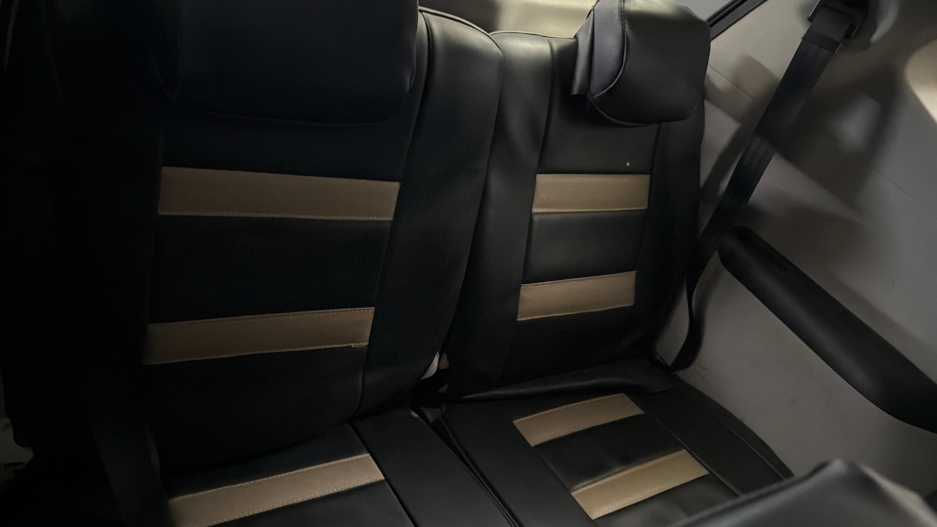 View 2019 Renault Triber RXT Image 13 Used 2019 Renault Triber RXT Image 13
