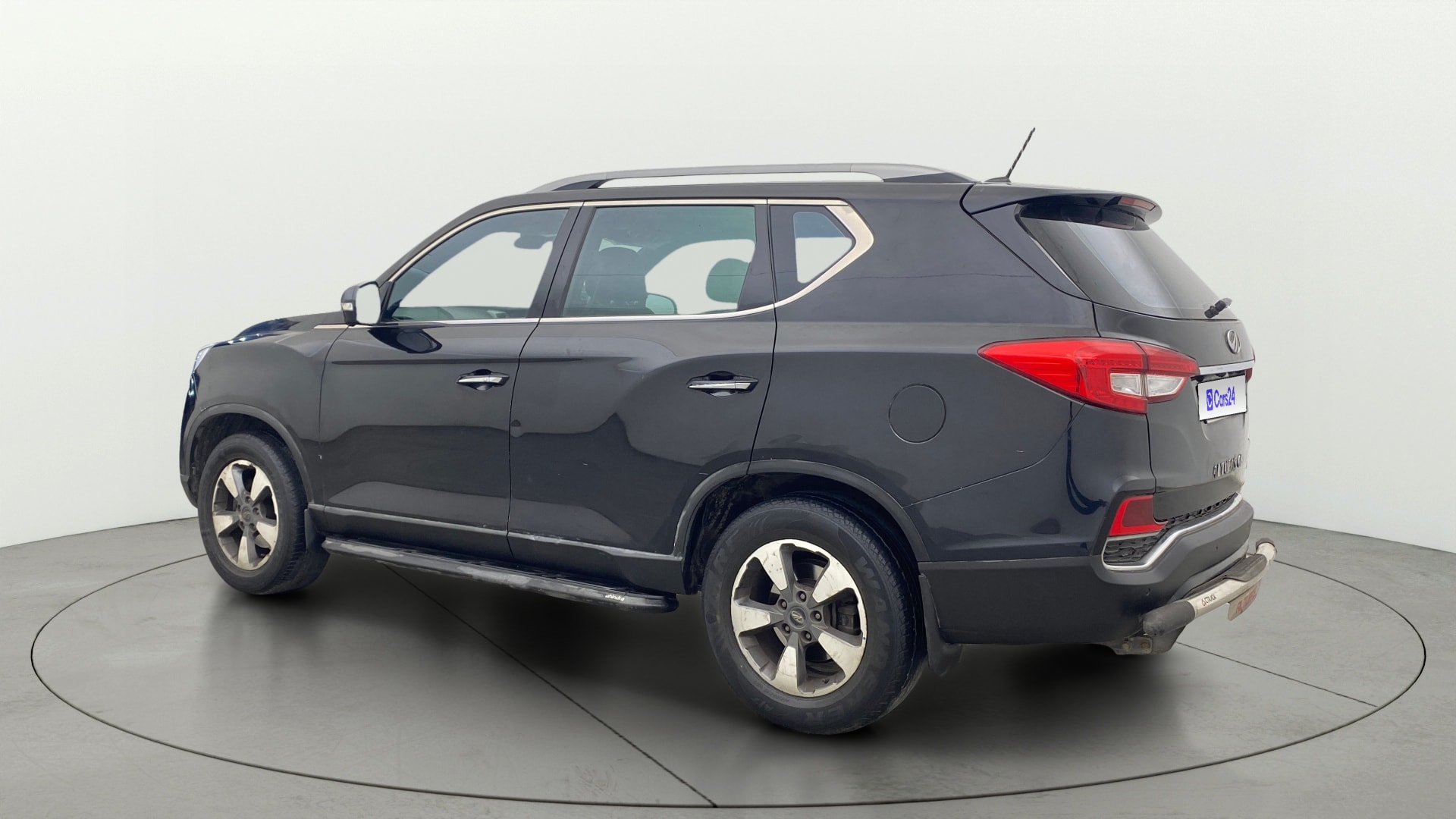Used 2019 Mahindra Alturas G4 Used 2019 Mahindra Alturas G4