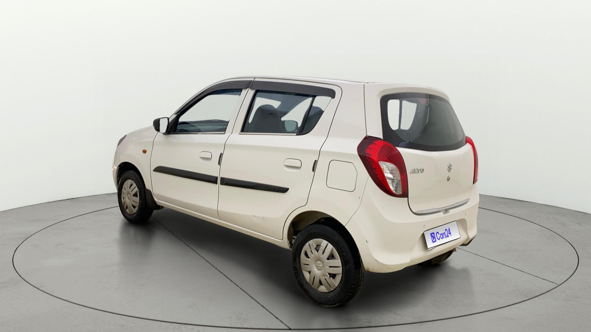 View 2023 Maruti Suzuki 1000 Base Variant Image 2 Used 2023 Maruti Suzuki 1000 Base Variant Image 2