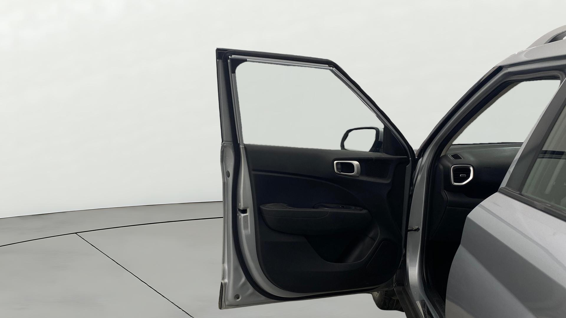 View 2019 Hyundai Venue SX Plus 1.0 Petrol AT Image 33 Used 2019 Hyundai Venue SX Plus 1.0 Petrol AT Image 33