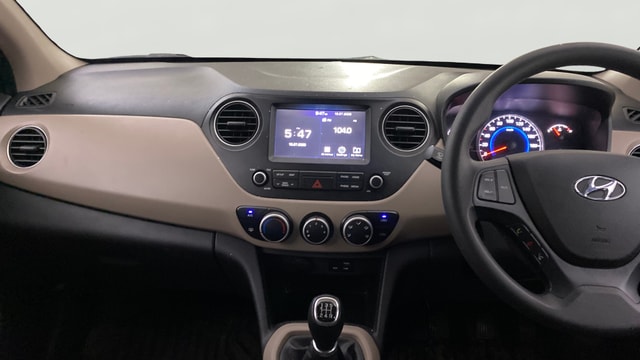 View Hyundai Grand i10 Image 17 Used Hyundai Grand i10 Image 17