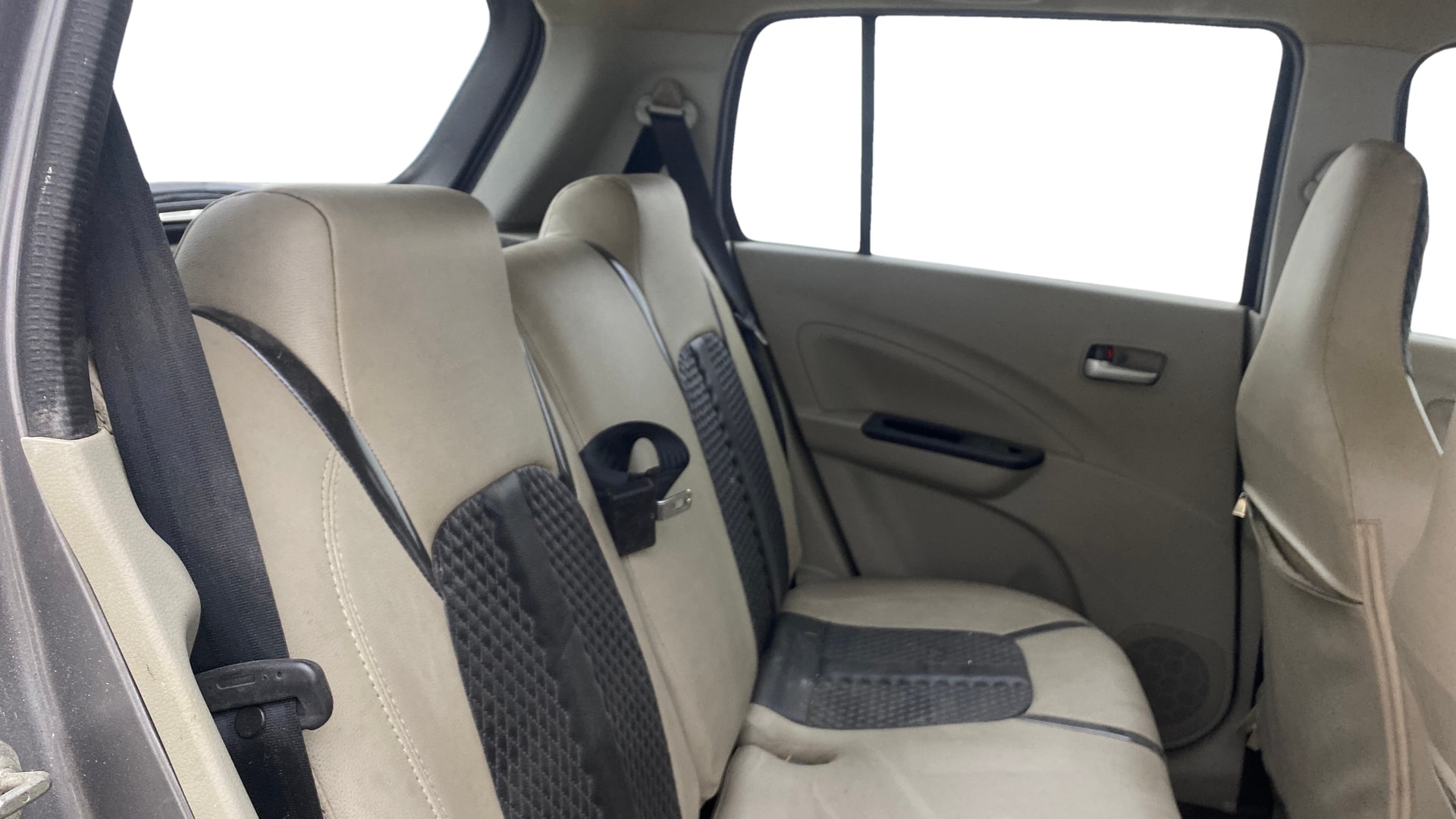 Used 2016 Maruti Suzuki 1000 Used 2016 Maruti Suzuki 1000