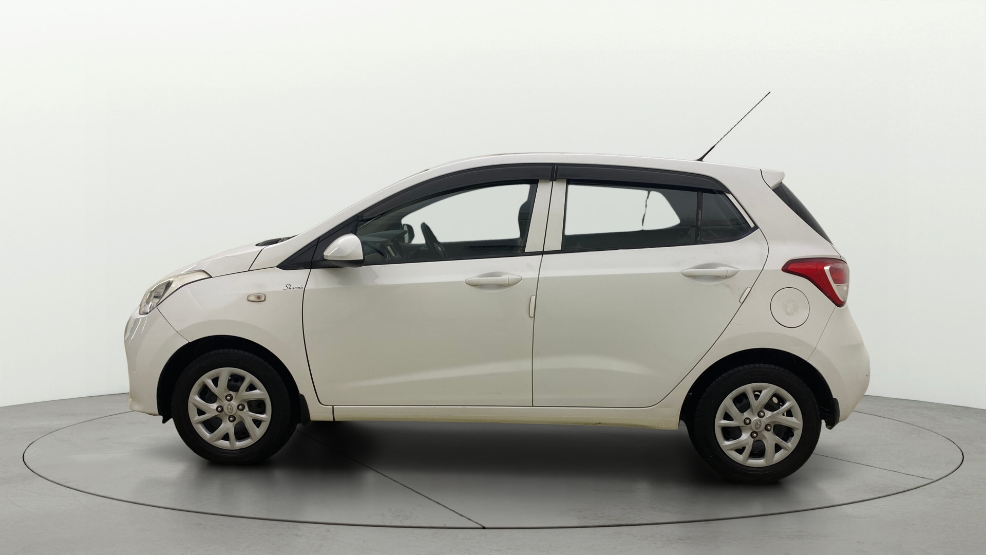 View 2017 Hyundai Grand i10 Sportz 1.2 Kappa Image 5 Used 2017 Hyundai Grand i10 Sportz 1.2 Kappa Image 5