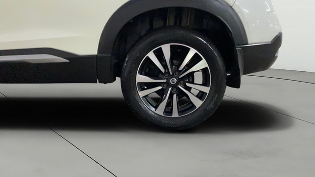 View Nissan Kicks Image 8 Used Nissan Kicks Image 8