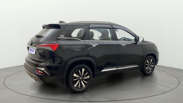 View MG Hector Plus Image 48 Used MG Hector Plus Image 48