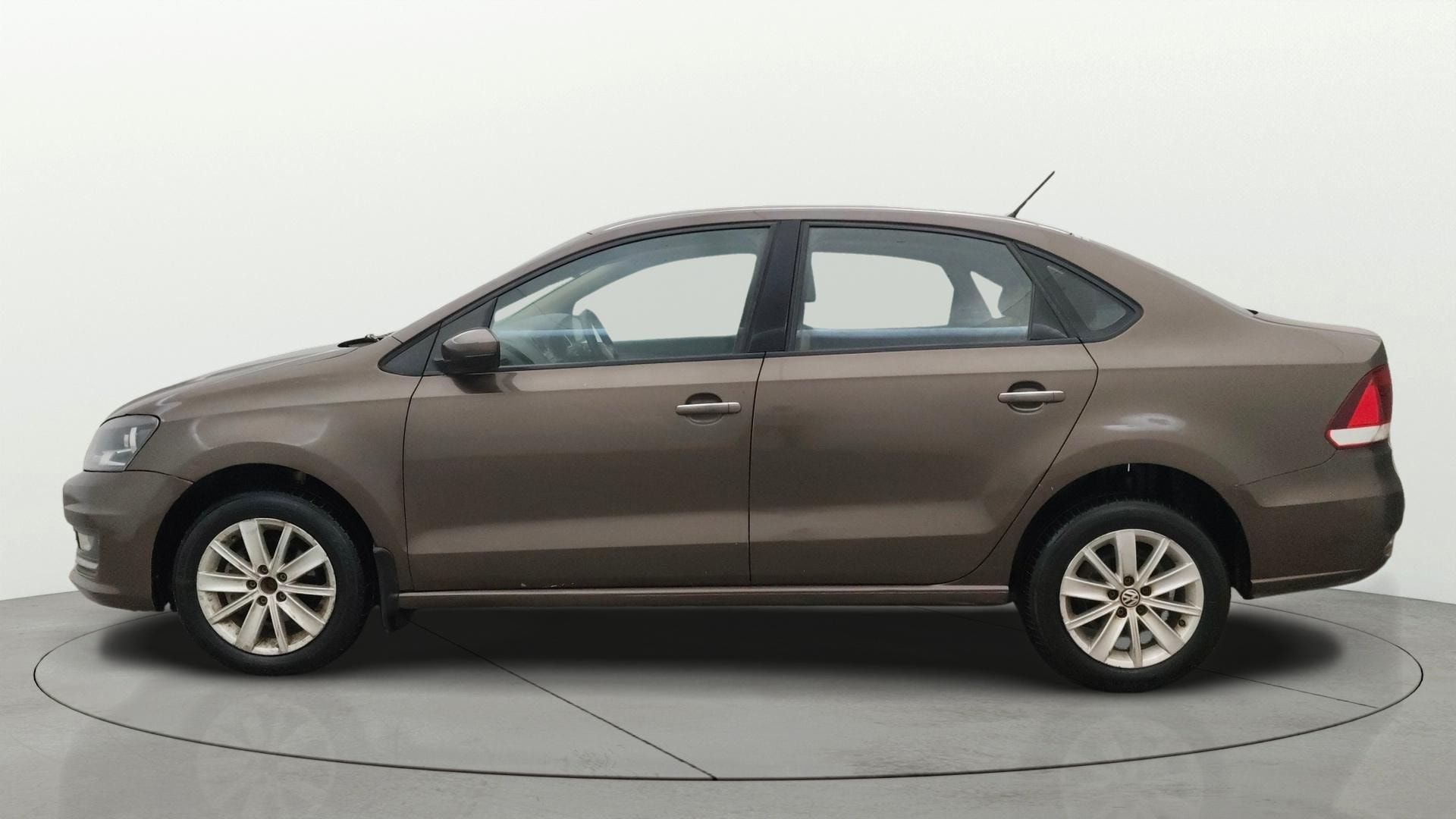 View 2017 Volkswagen Vento DSG Image 25 Used 2017 Volkswagen Vento DSG Image 25