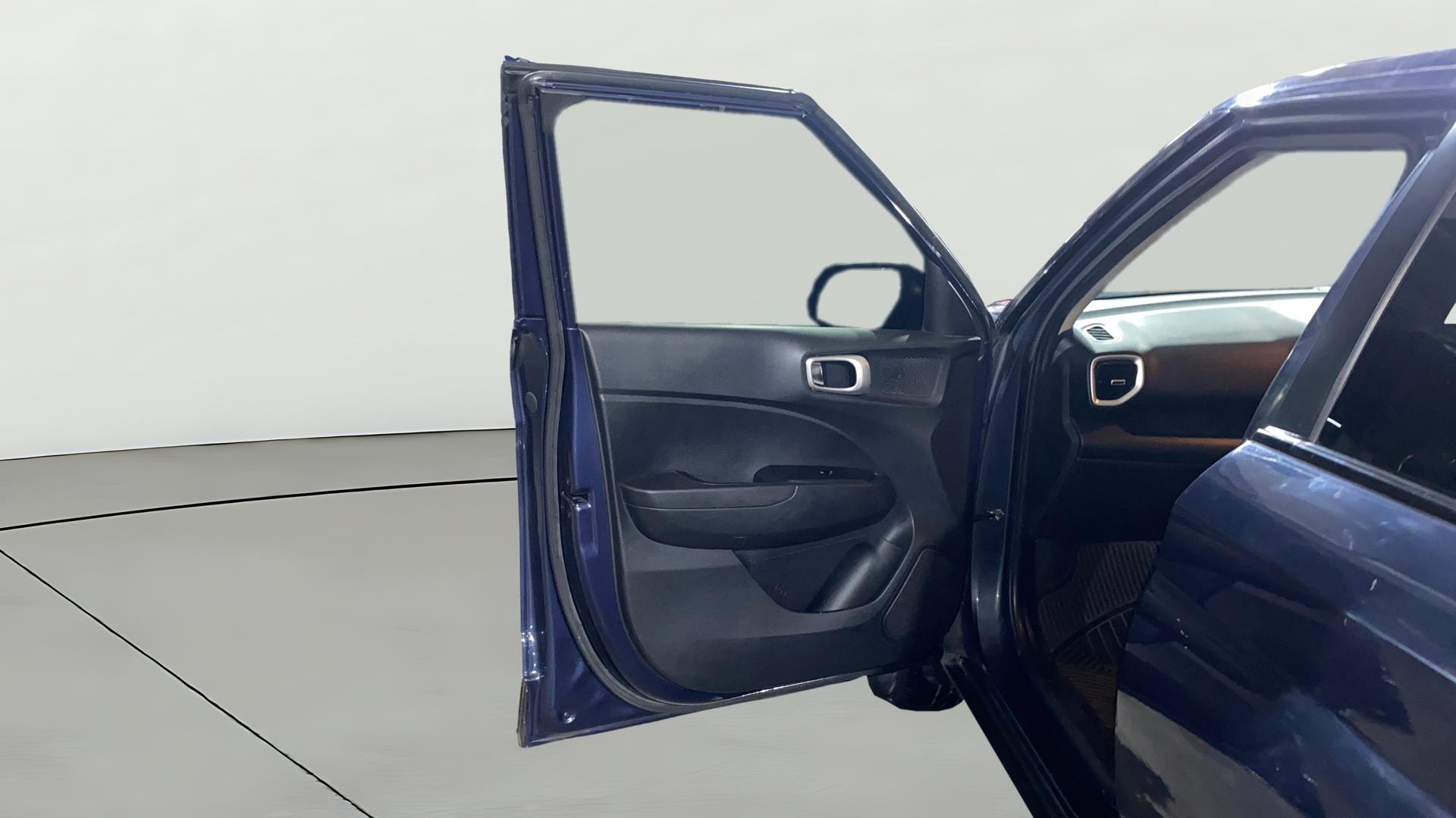 View 2019 Hyundai Venue SX Plus 1.0 Petrol AT Image 32 Used 2019 Hyundai Venue SX Plus 1.0 Petrol AT Image 32
