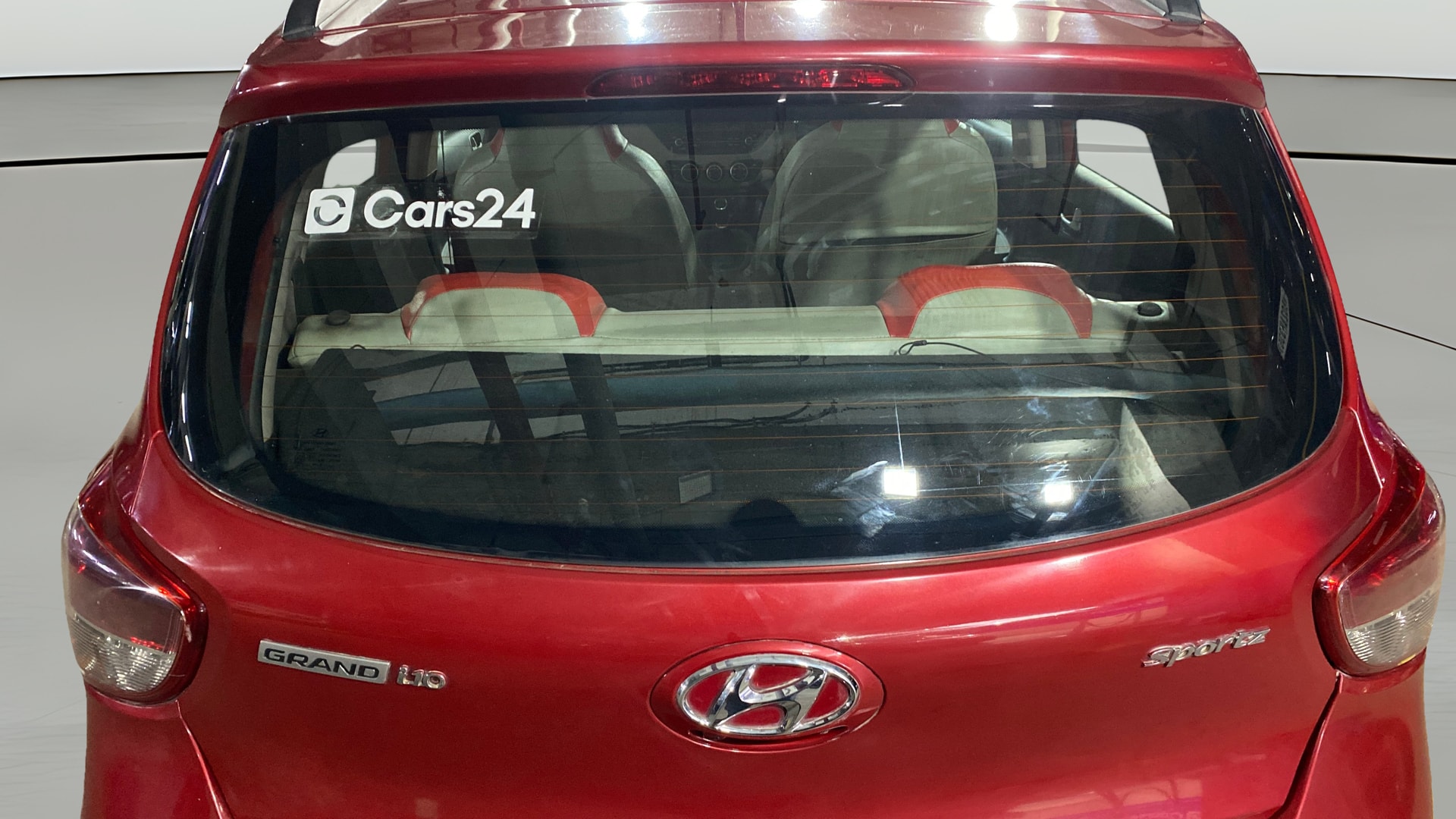 View 2018 Hyundai Grand i10 Sportz 1.2 Kappa Image 4 Used 2018 Hyundai Grand i10 Sportz 1.2 Kappa Image 4