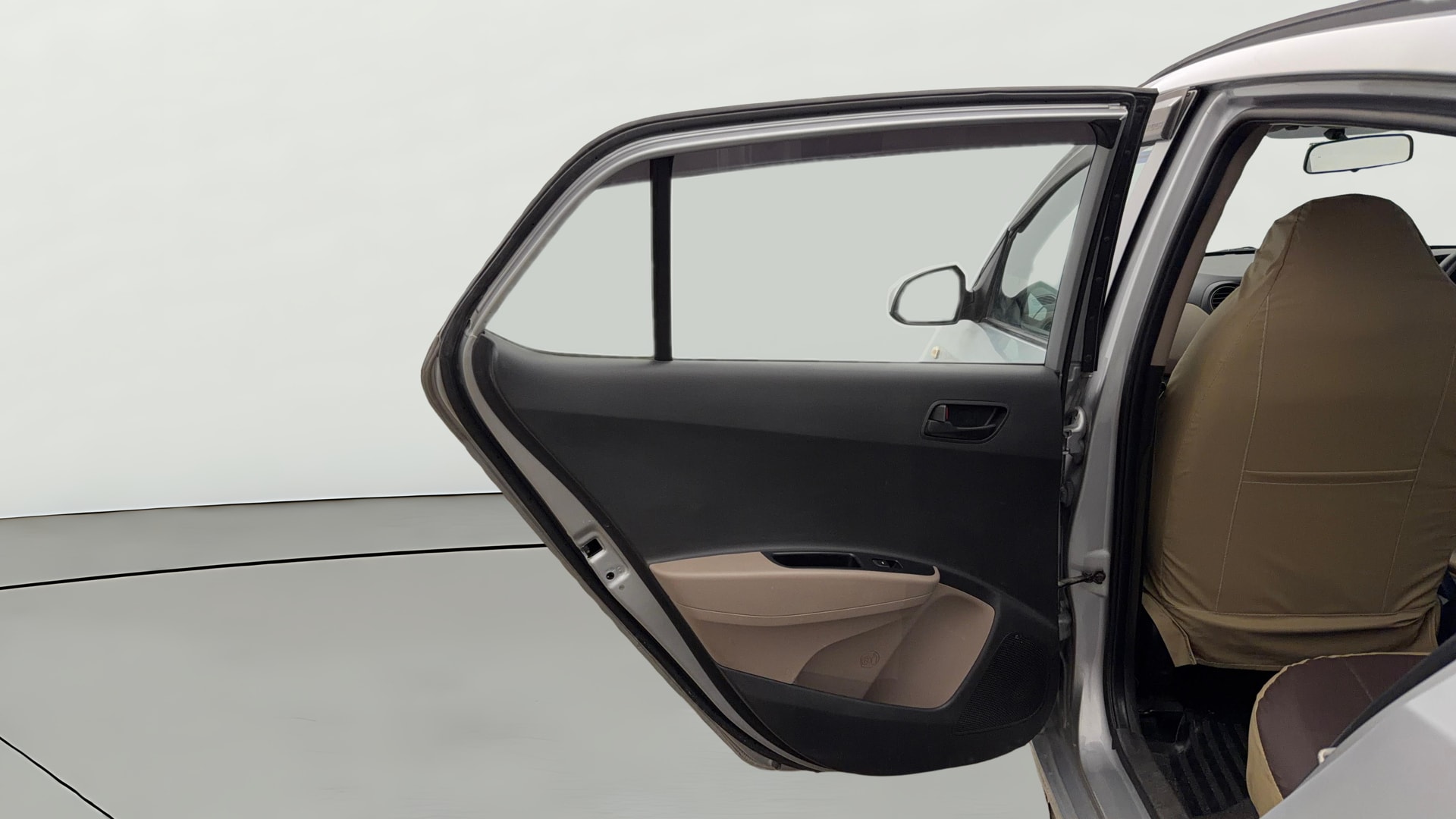View 2019 Hyundai Grand i10 Magna 1.2 Kappa VTVT Image 22 Used 2019 Hyundai Grand i10 Magna 1.2 Kappa VTVT Image 22