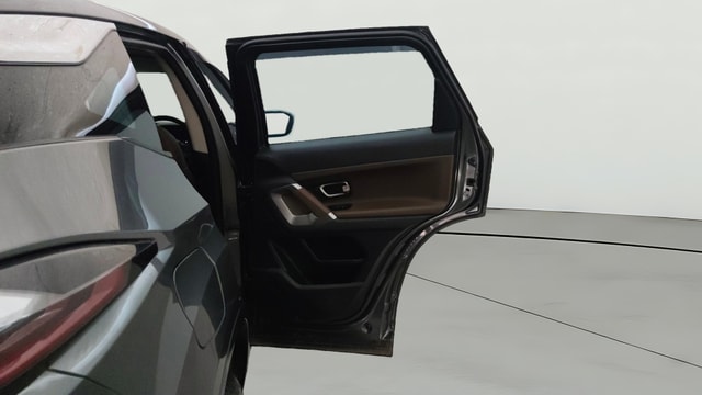 View Tata Harrier Image 8 Used Tata Harrier Image 8