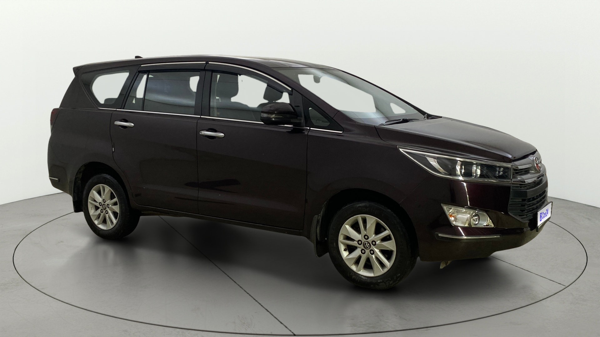 View 2018 Toyota Innova Crysta 2.4 VX MT 7-Seater BS IV Image 39 Used 2018 Toyota Innova Crysta 2.4 VX MT 7-Seater BS IV Image 39