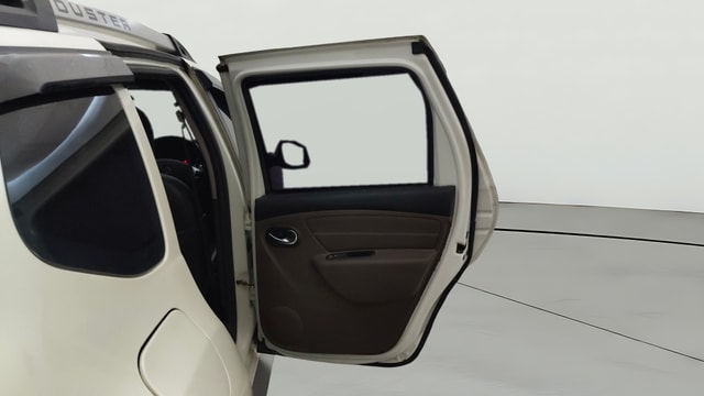 View Renault Duster Image 7 Used Renault Duster Image 7