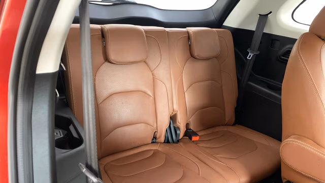 View MG Hector Plus Image 10 Used MG Hector Plus Image 10