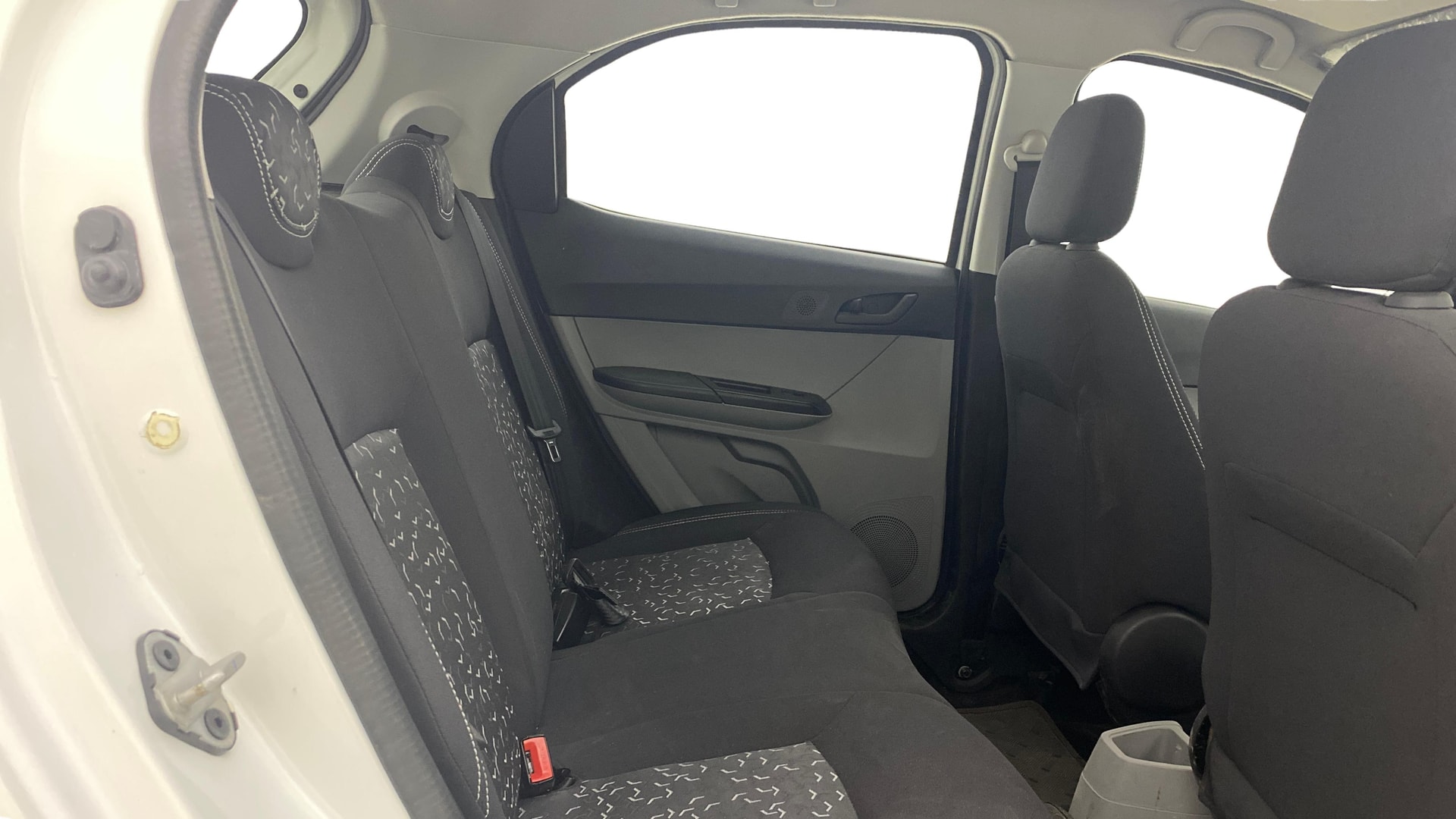 View 2023 Tata Tiago Revotorq XB Image 33 Used 2023 Tata Tiago Revotorq XB Image 33