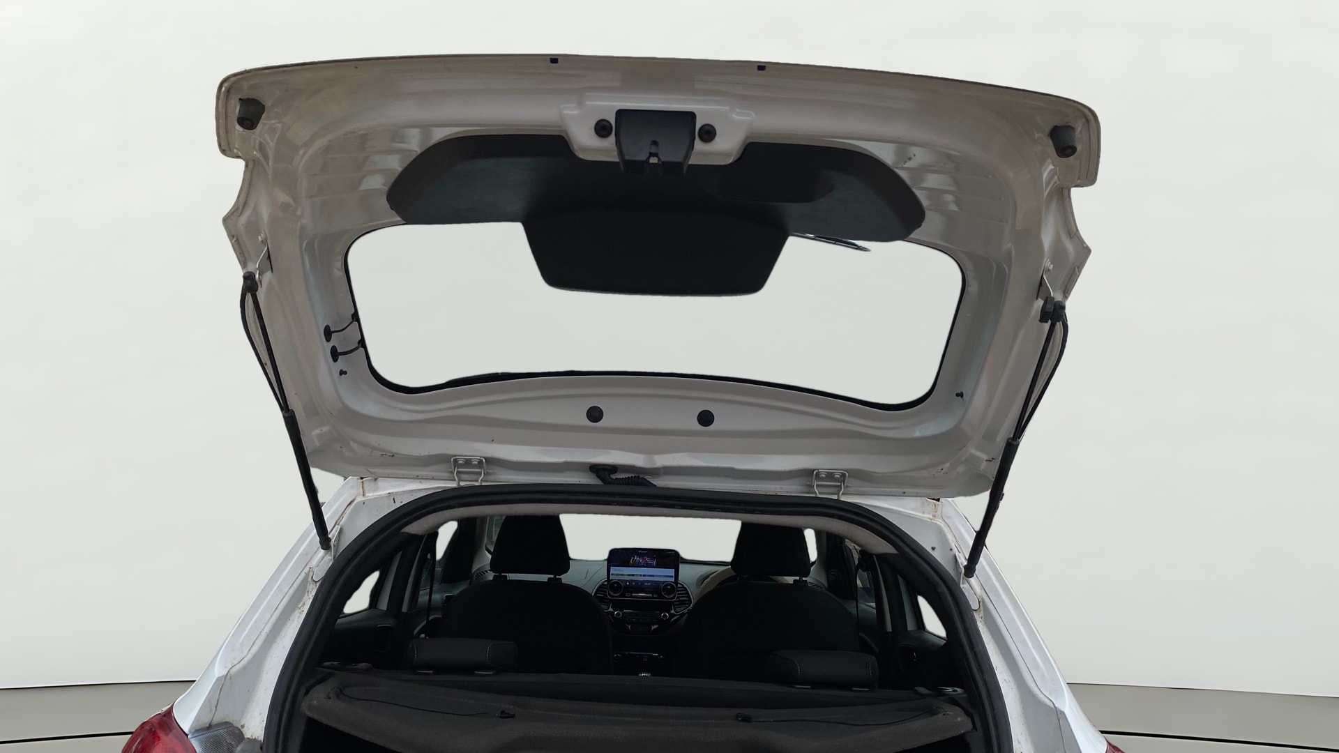 View 2019 Ford Figo Aspire 1.2P Ambiente MT BS IV Image 16 Used 2019 Ford Figo Aspire 1.2P Ambiente MT BS IV Image 16