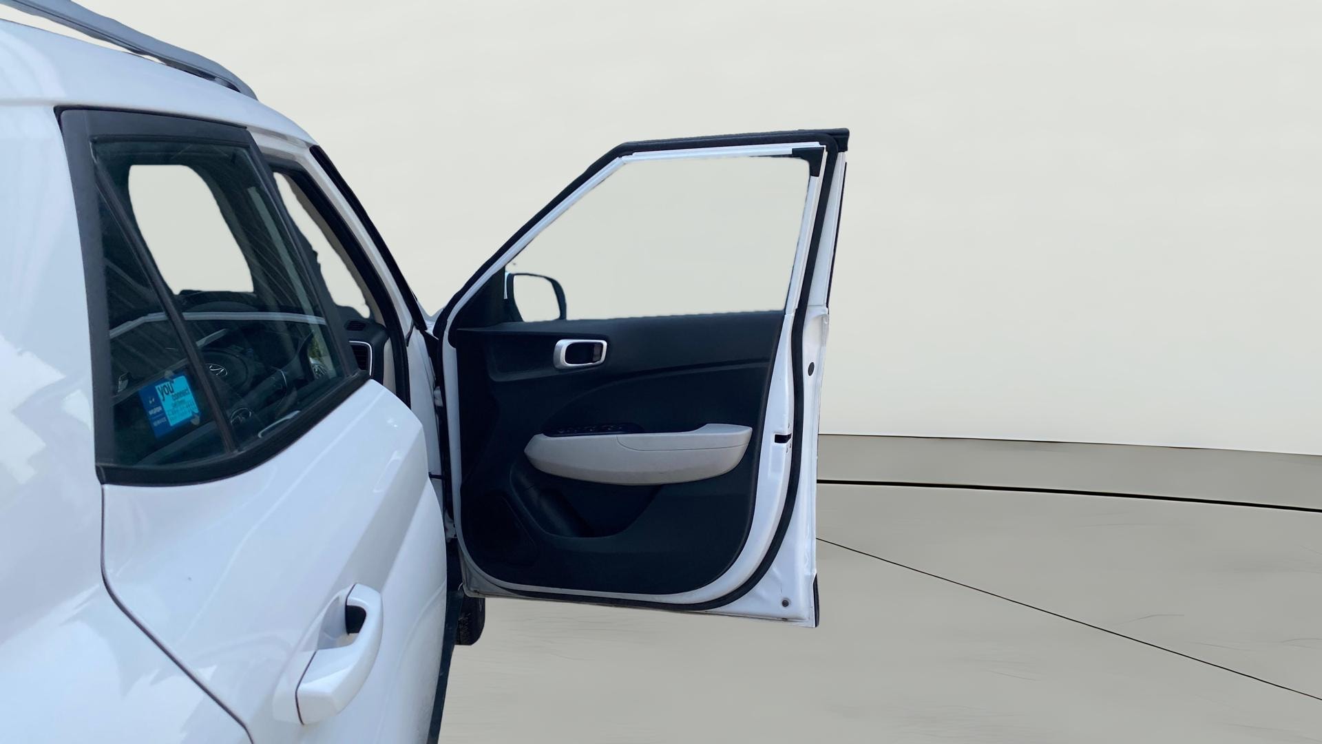 View 2024 Hyundai Venue SX 1.2 Petrol MT Image 47 Used 2024 Hyundai Venue SX 1.2 Petrol MT Image 47