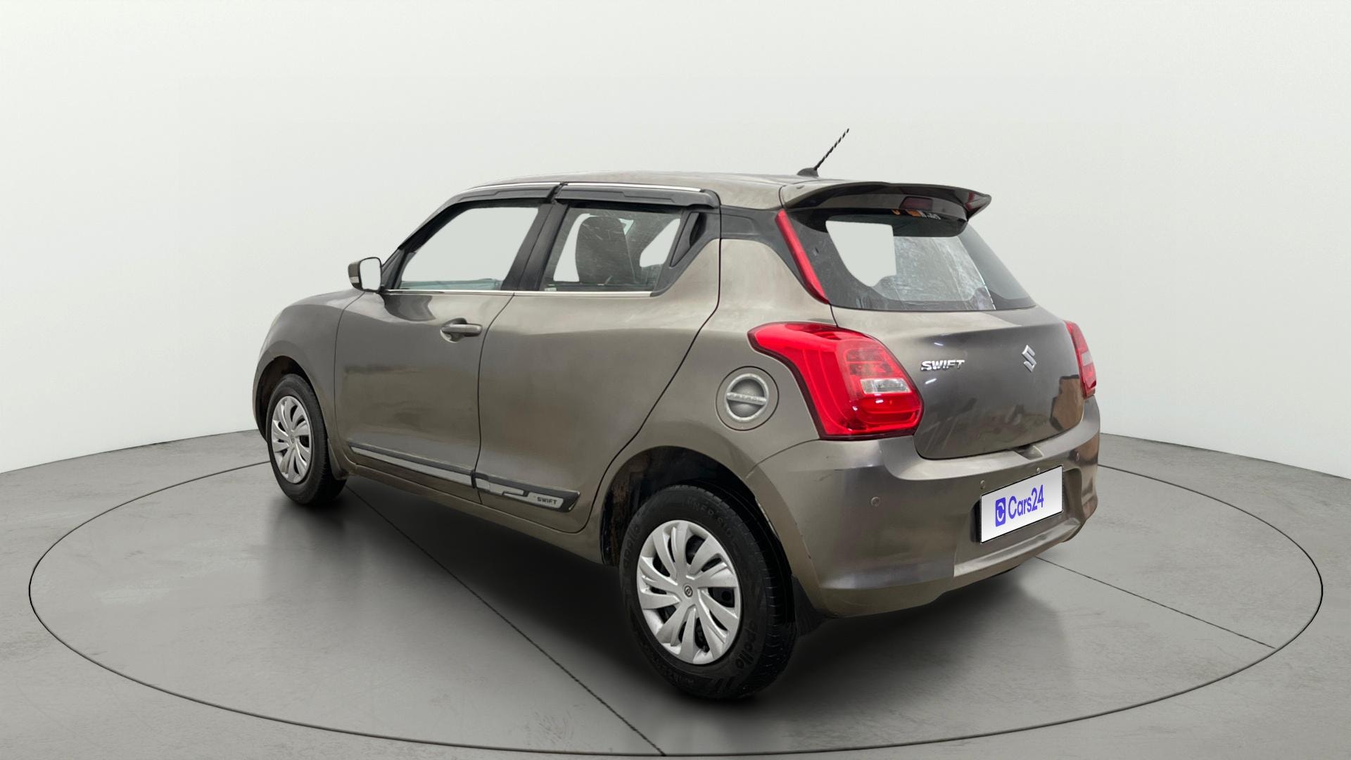View 2018 Maruti Suzuki 1000 Base Variant Image 2 Used 2018 Maruti Suzuki 1000 Base Variant Image 2