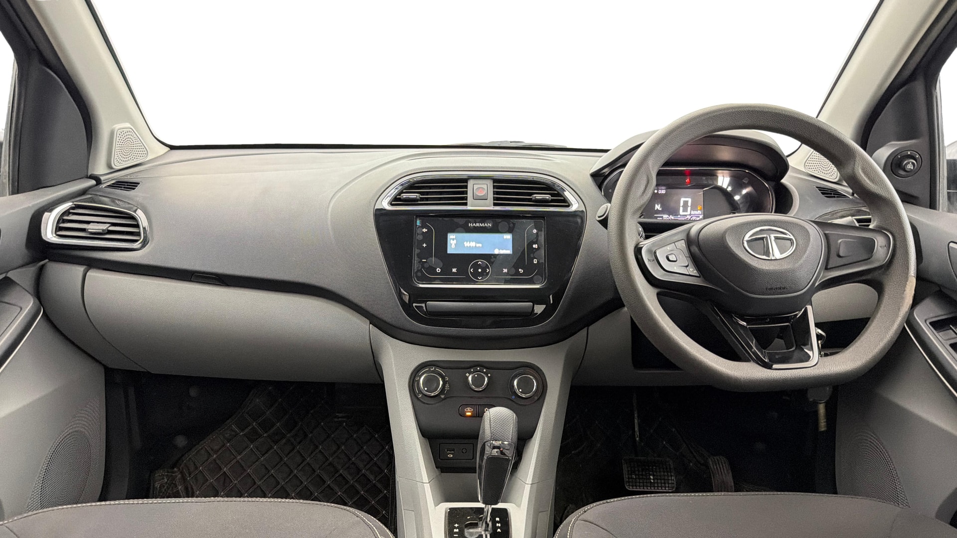 Used 2022 Tata Tiago Used 2022 Tata Tiago