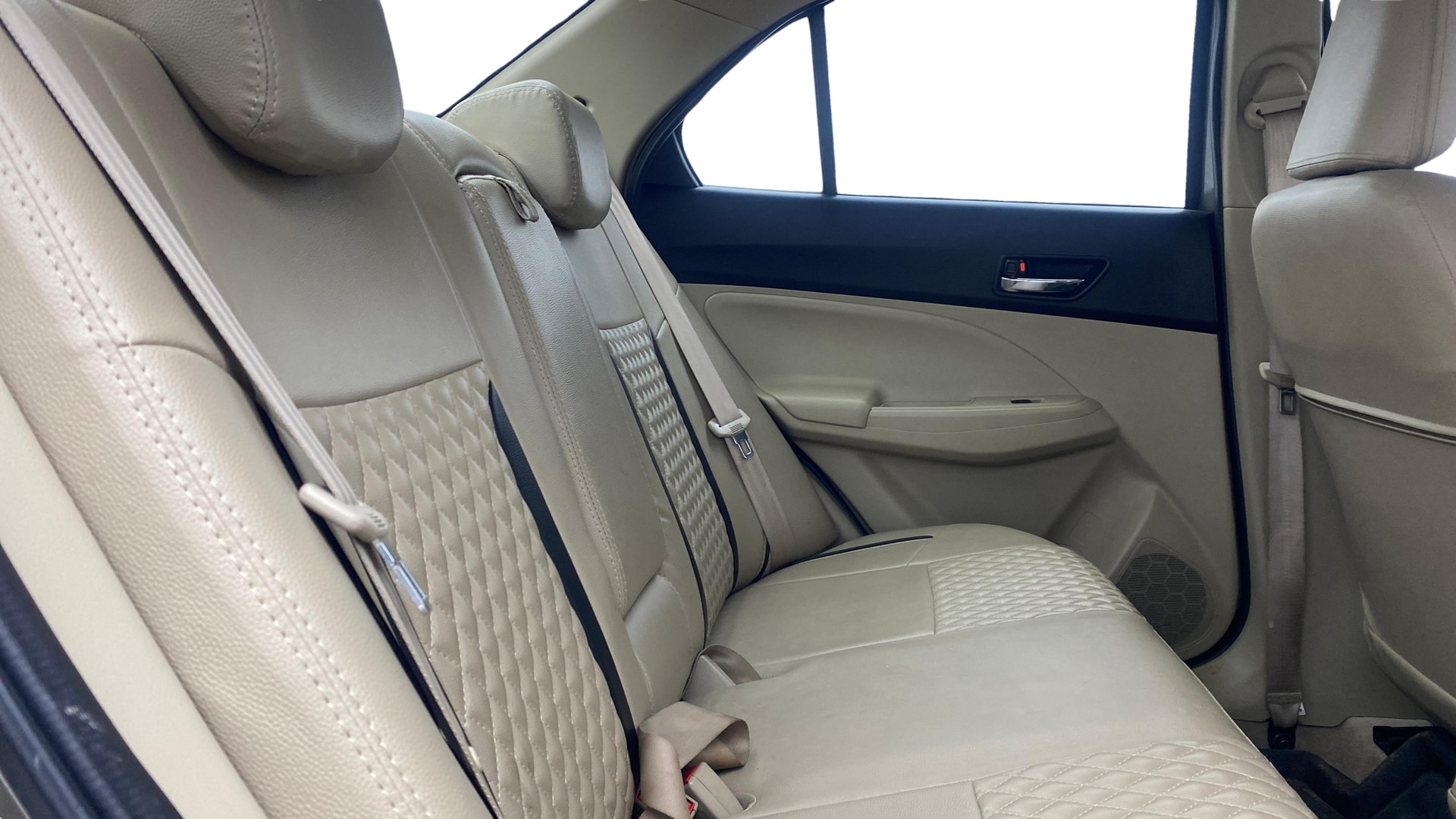 View 2022 Maruti Suzuki 1000 Base Variant Image 29 Used 2022 Maruti Suzuki 1000 Base Variant Image 29