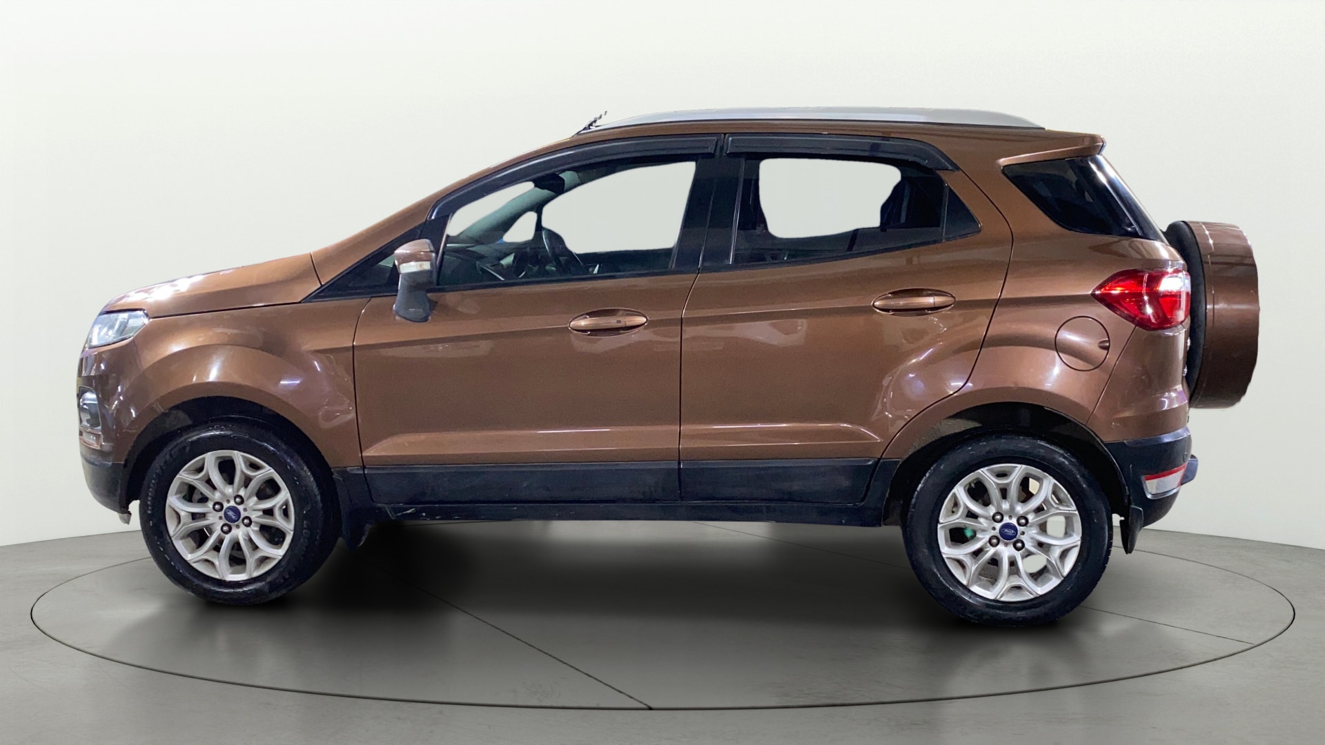 View 2017 Ford EcoSport 1.5 TDCi Diesel Ambiente BS IV Image 5 Used 2017 Ford EcoSport 1.5 TDCi Diesel Ambiente BS IV Image 5