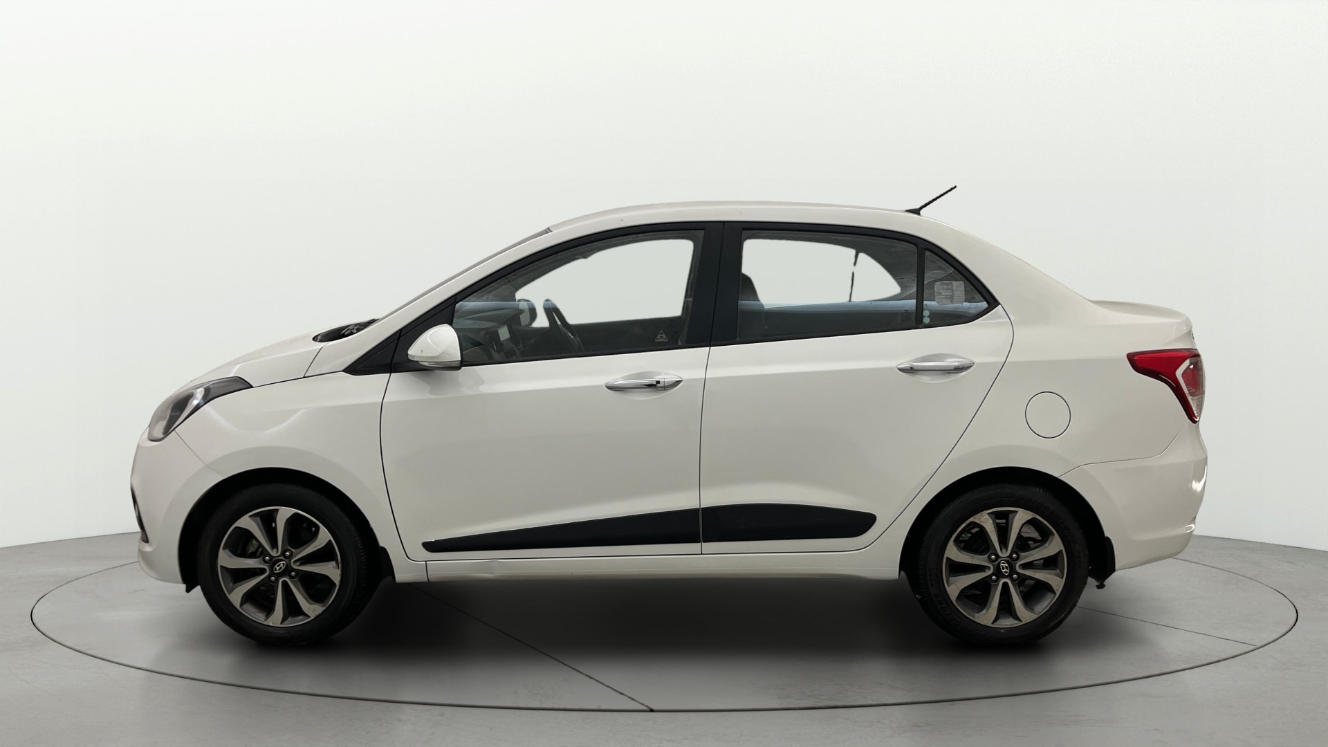 Used 2015 Hyundai Xcent Used 2015 Hyundai Xcent