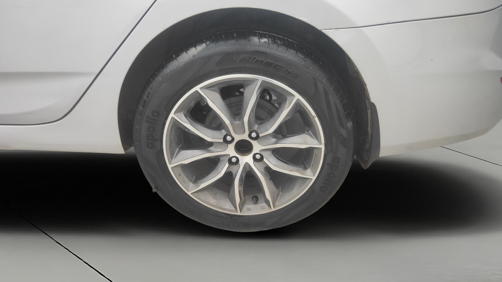 Used 2015 Hyundai Fluidic Verna Used 2015 Hyundai Fluidic Verna
