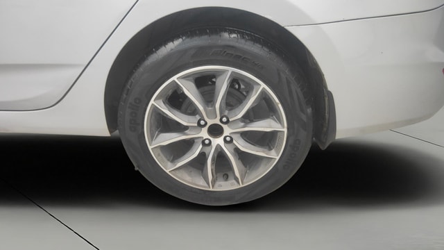 View Hyundai Fluidic Verna Image 7 Used Hyundai Fluidic Verna Image 7