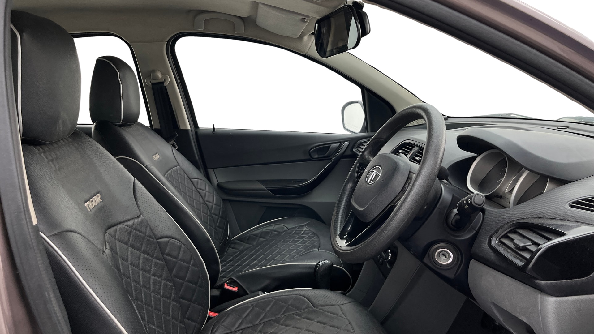 View 2017 Tata Tigor XT Petrol Image 26 Used 2017 Tata Tigor XT Petrol Image 26