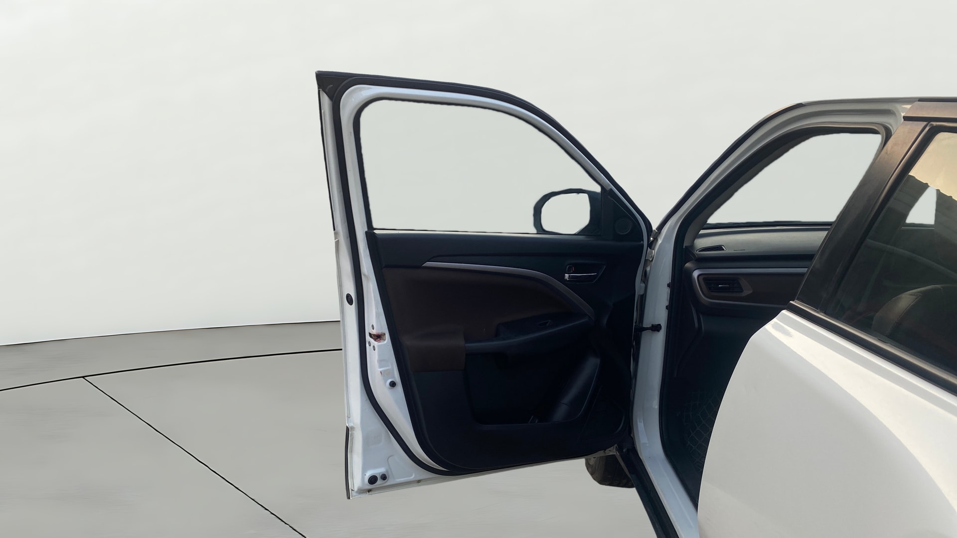 View 2022 Maruti Suzuki 1000 Base Variant Image 33 Used 2022 Maruti Suzuki 1000 Base Variant Image 33