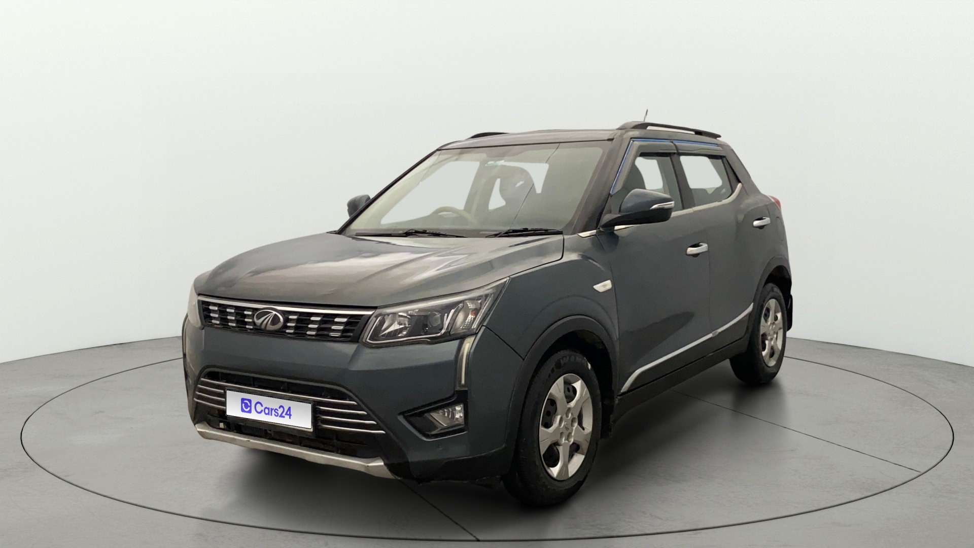Used 2022 Mahindra XUV300 Used 2022 Mahindra XUV300